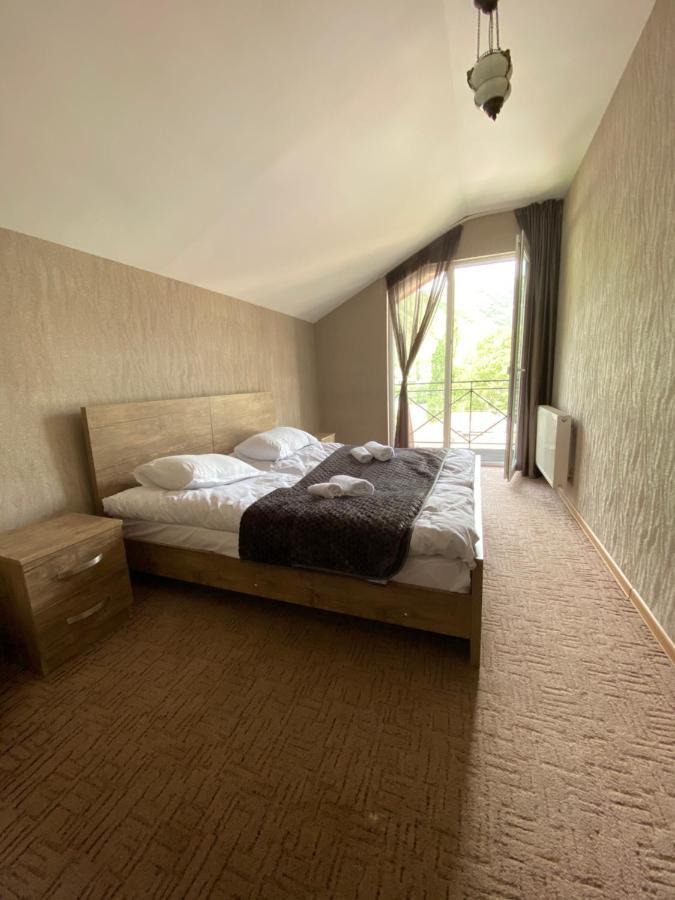 Hotel Uptown Boutique Kazbegi Exterior foto