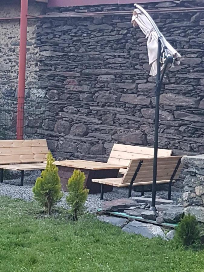 Hotel Uptown Boutique Kazbegi Exterior foto