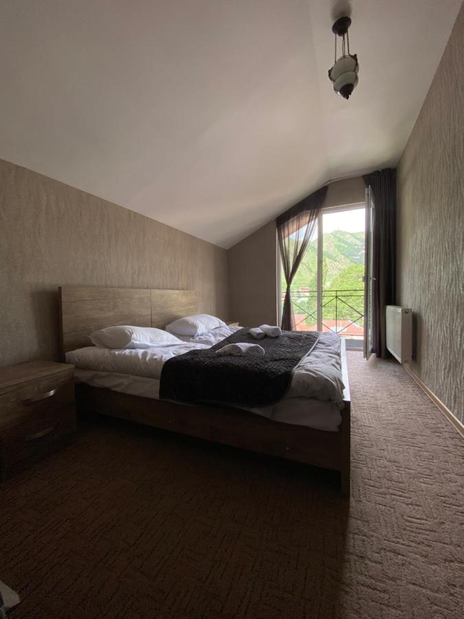 Hotel Uptown Boutique Kazbegi Exterior foto