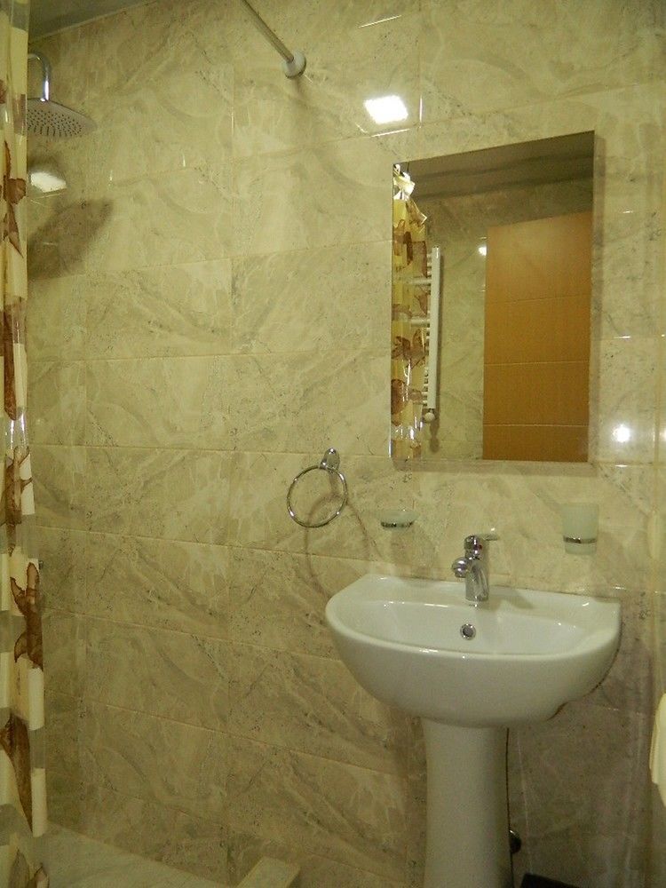 Hotel Uptown Boutique Kazbegi Exterior foto